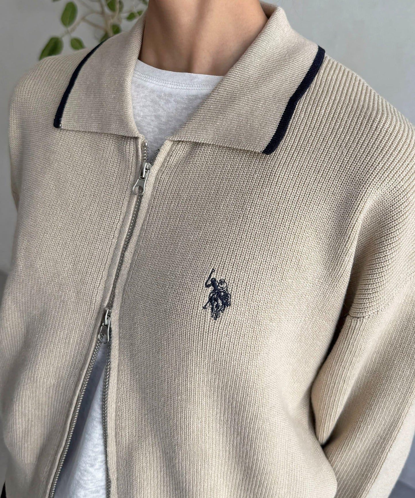 【U.S. POLO ASSN.】帶領拉鍊開衫