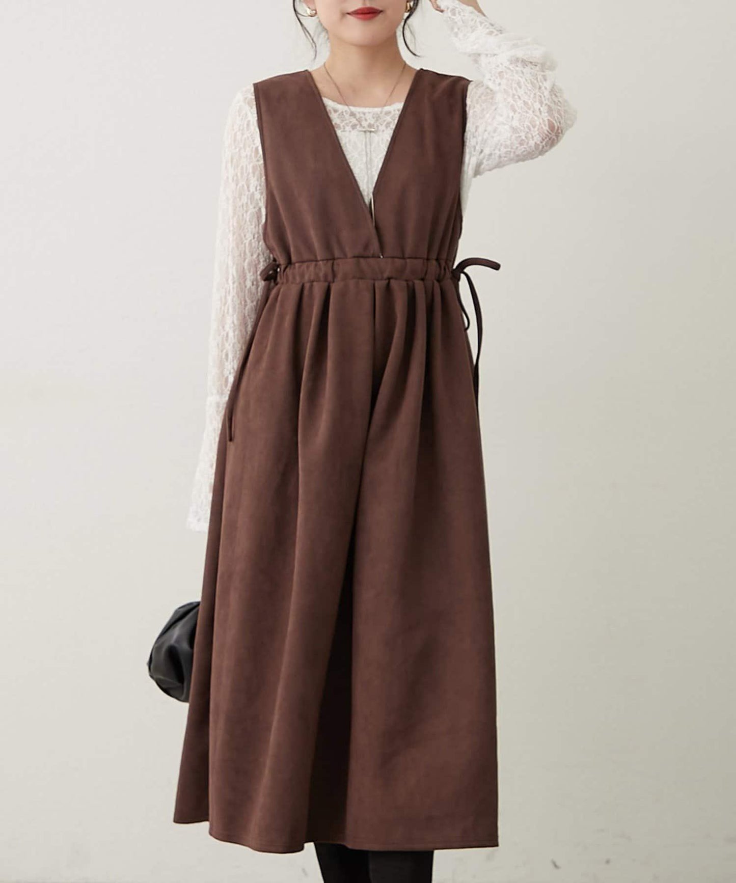 褶皺拼接連衣裙