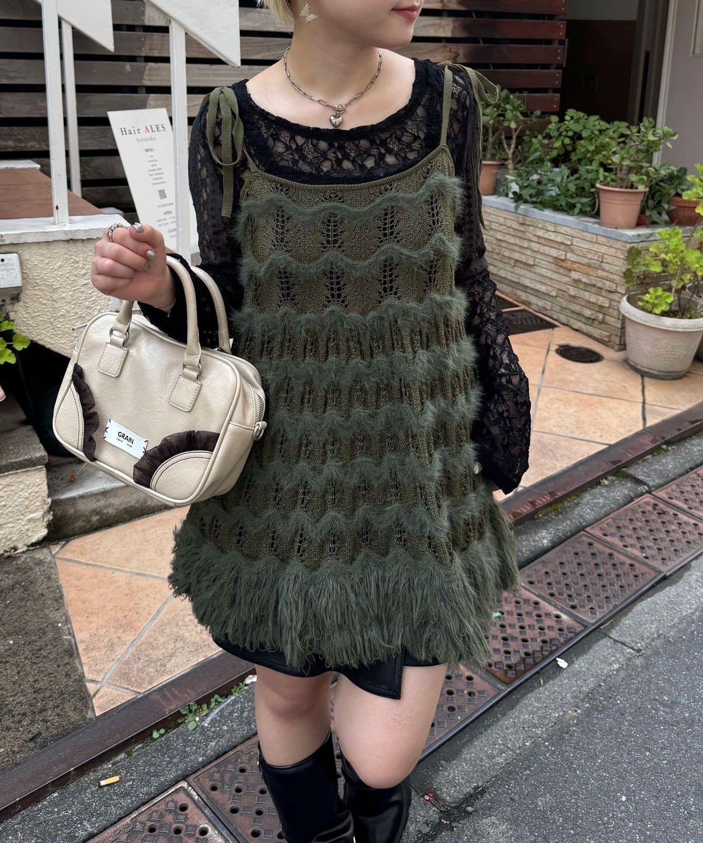 圈圈紗針織長款吊帶連衣裙