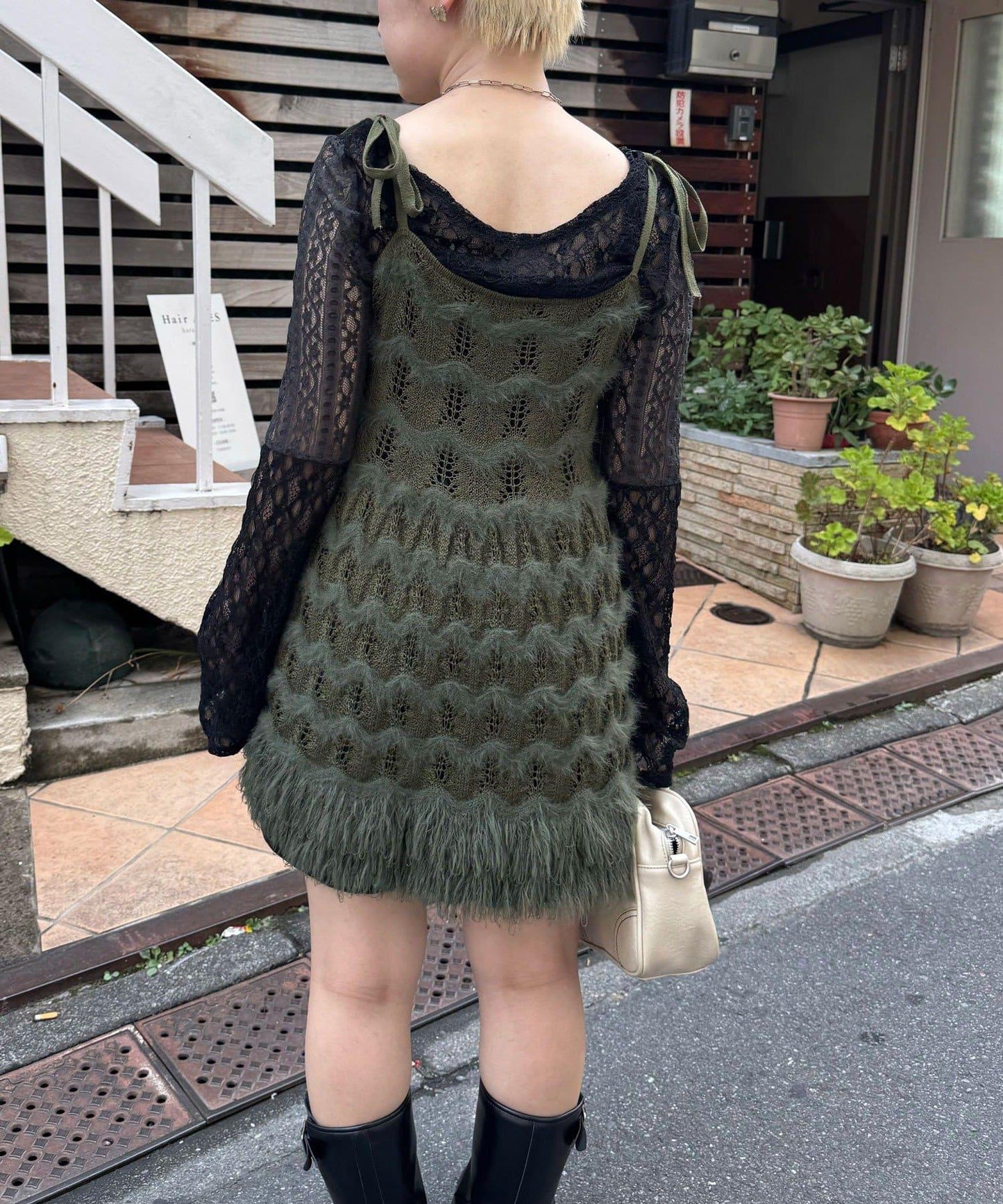 圈圈紗針織長款吊帶連衣裙