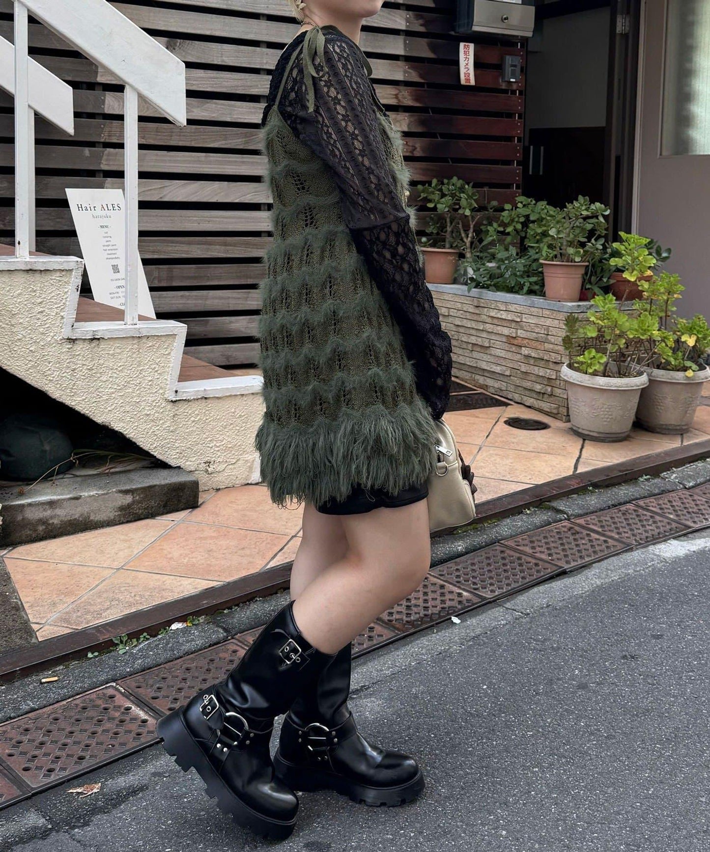 圈圈紗針織長款吊帶連衣裙