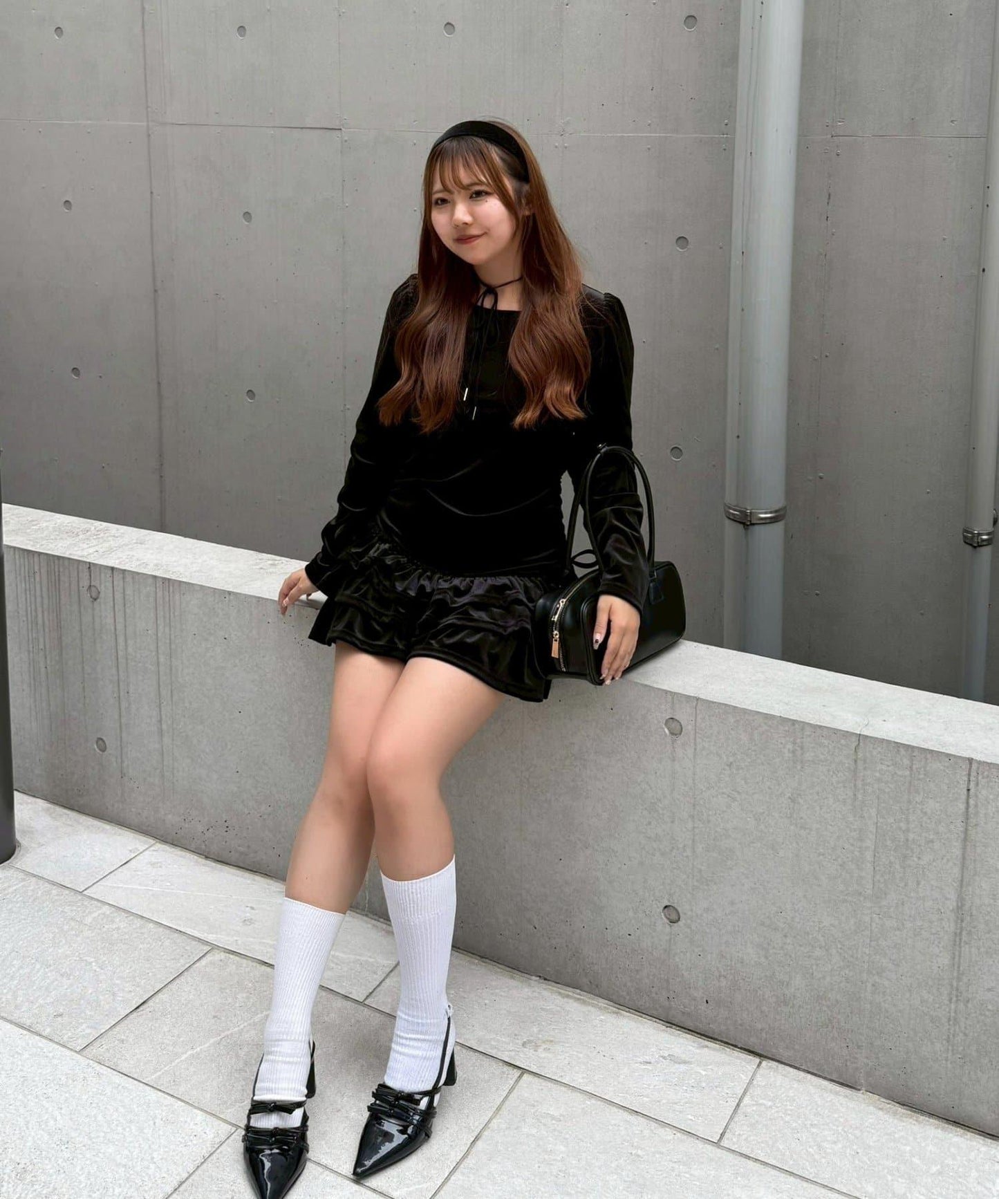 【めい@may_81oセレクト】天鵝絨下襬荷葉邊迷你連衣裙