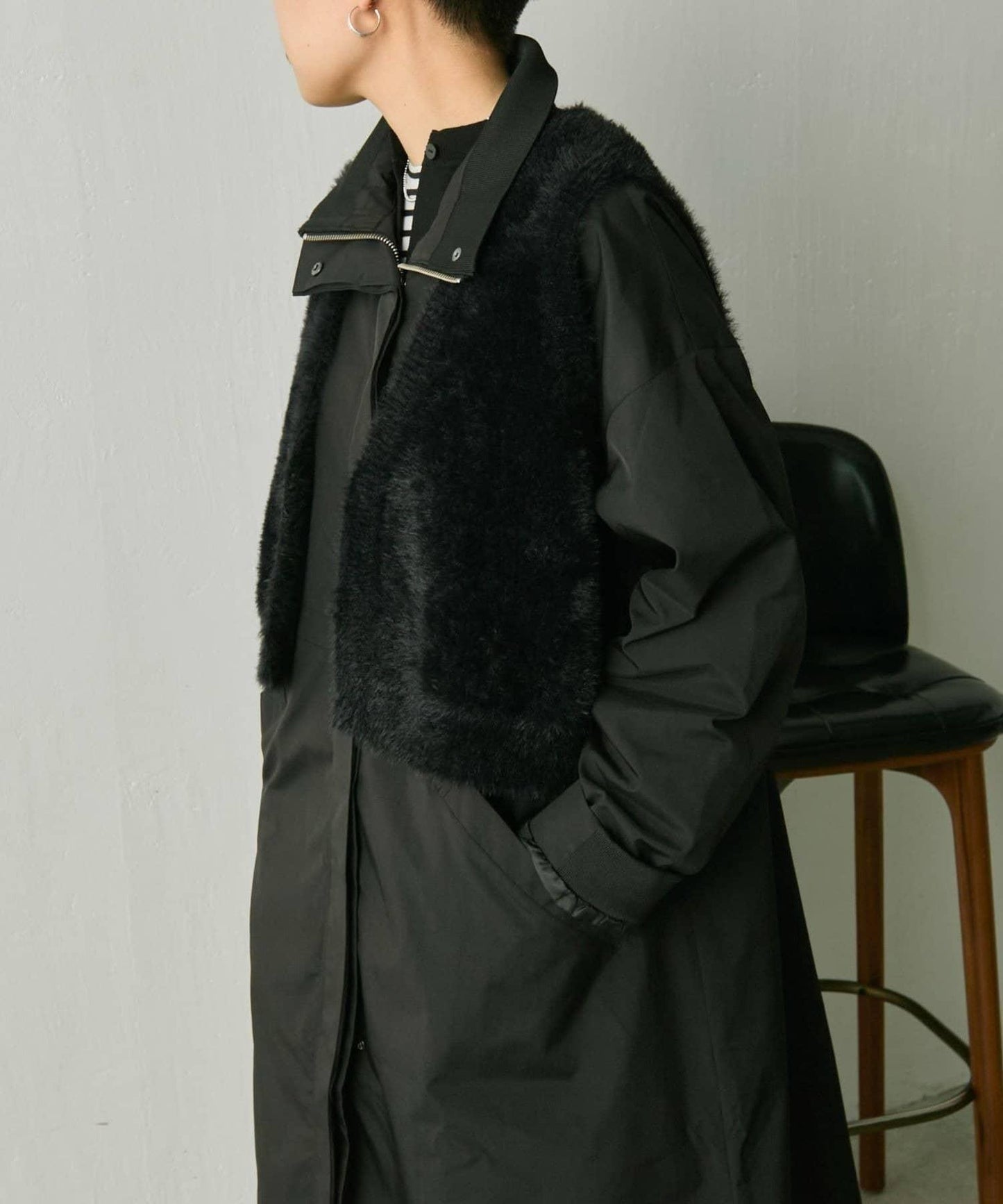 附馬刺繡馬甲大衣【SUM1 STYLE(スミスタイル)】