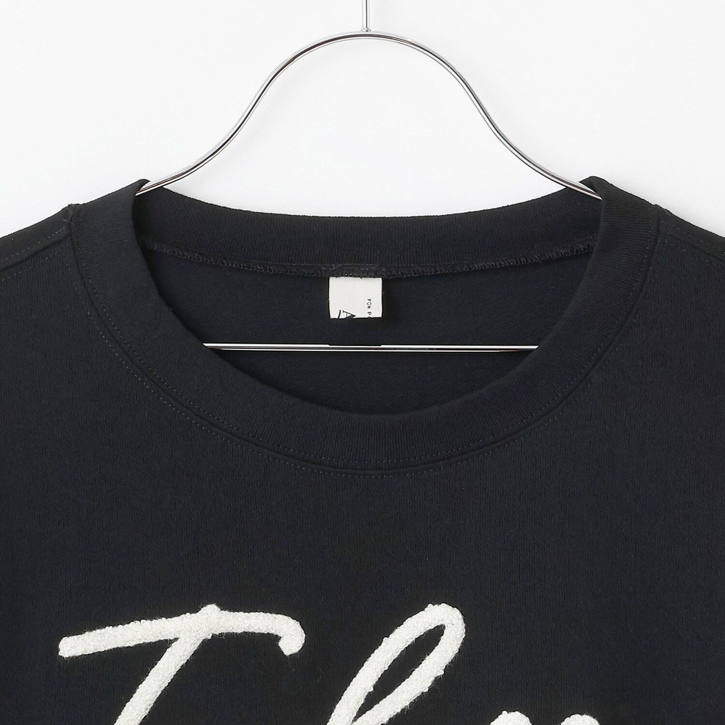 【AMI】袖拼接滾邊標誌套頭衫