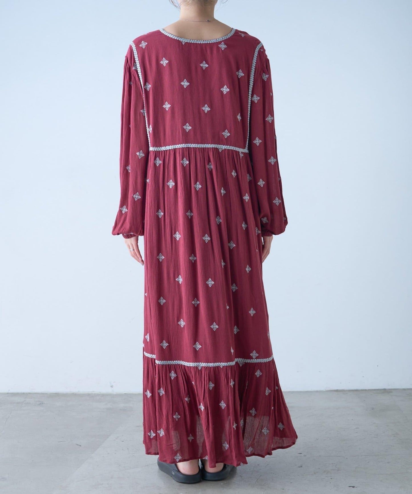 india刺繡連衣裙