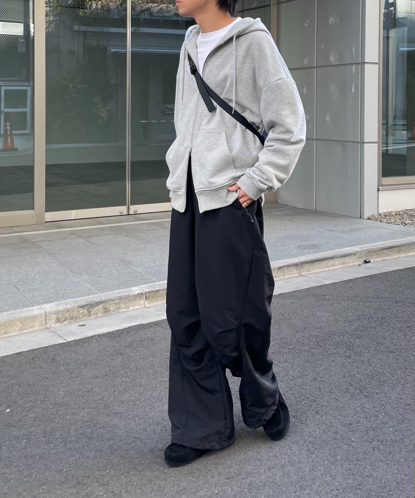 【LEI企畫 / 】弧形線條防潑水防撕裂長褲