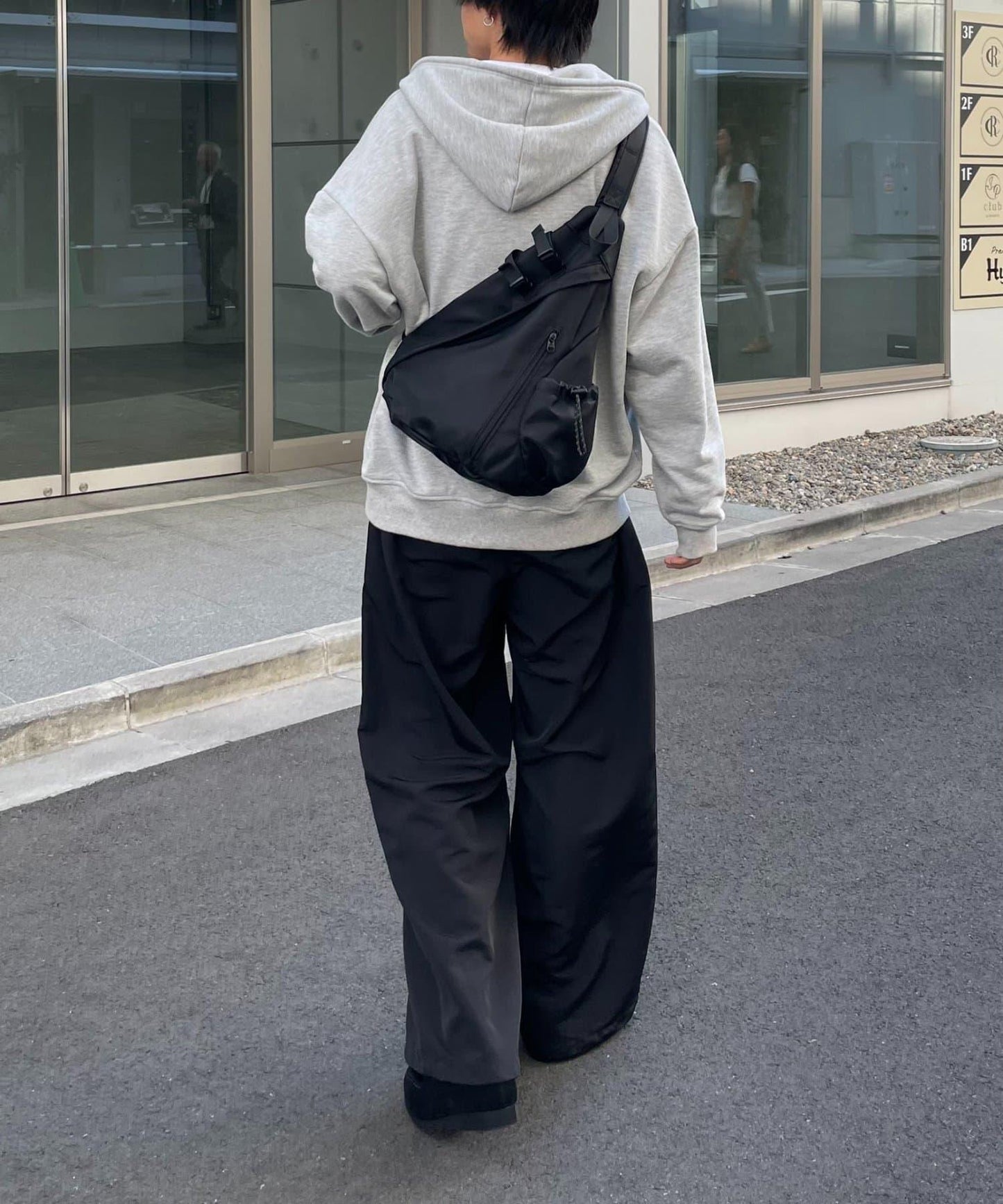 【LEI企畫 / 】防潑水單肩斜挎包