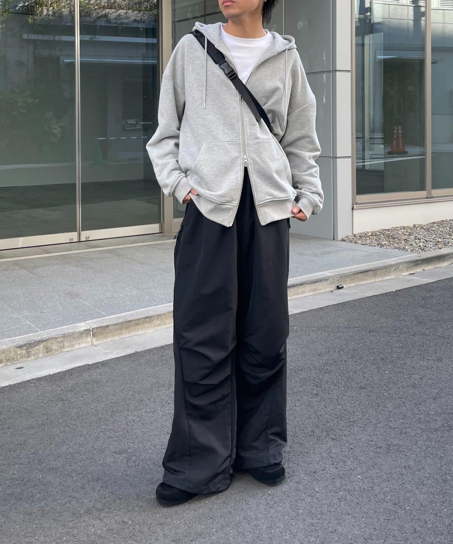 【LEI企畫 / 】弧形線條防潑水防撕裂長褲