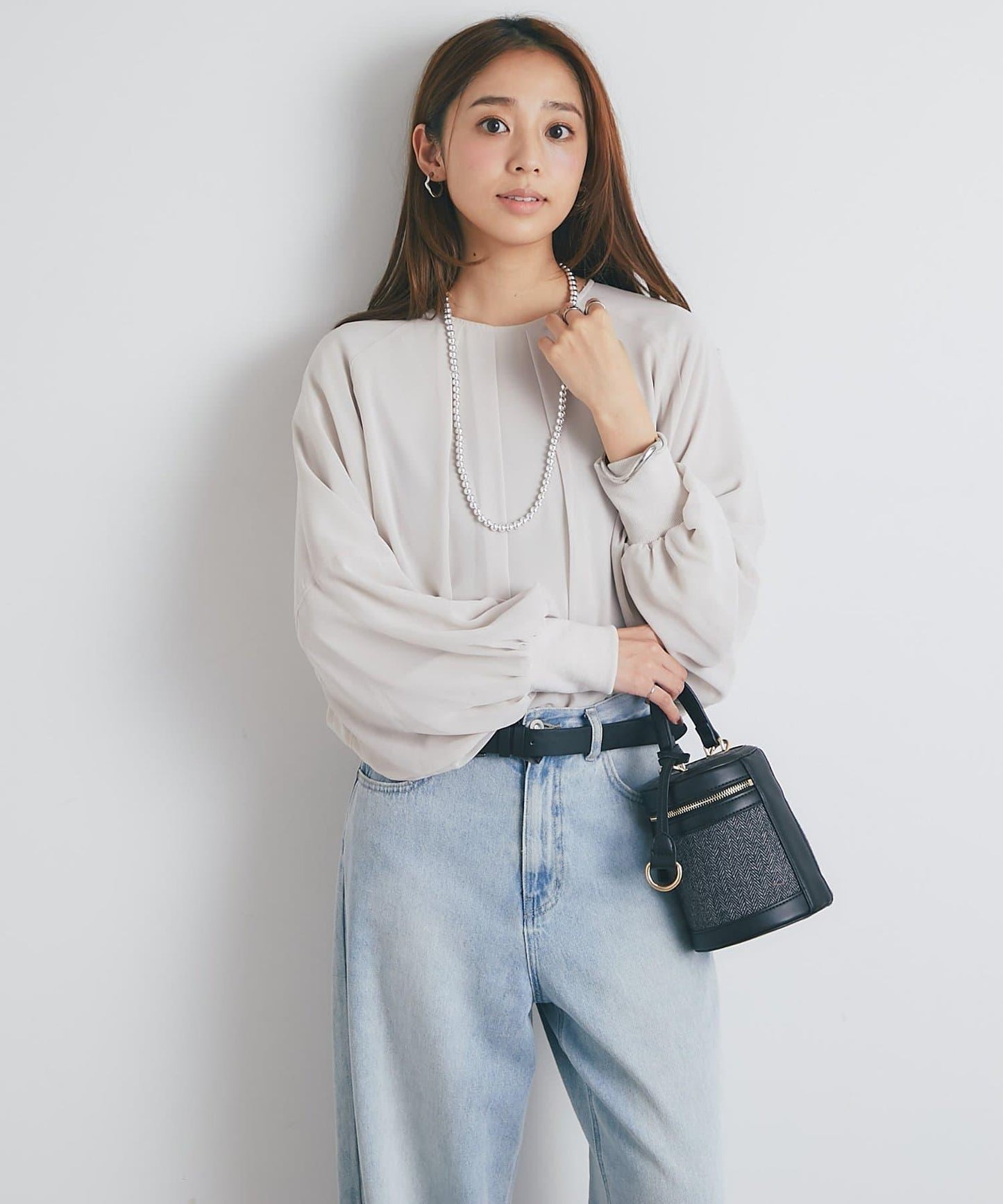 《オンオフ兼用・大人な上品スタイル》雪紡襯衫