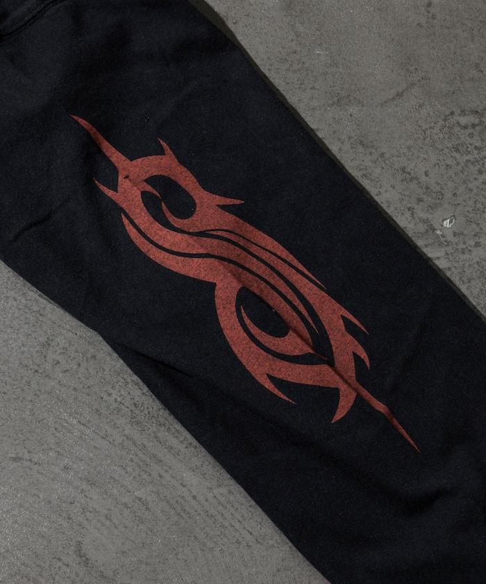 【EXCLUSIVE】復古風格 Slipknot 圖案長袖T恤