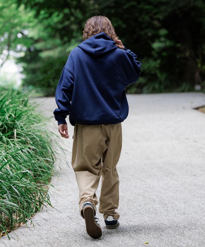 寬鬆版型 單點標誌套頭連帽衛衣/下襬抽繩/加絨內裡