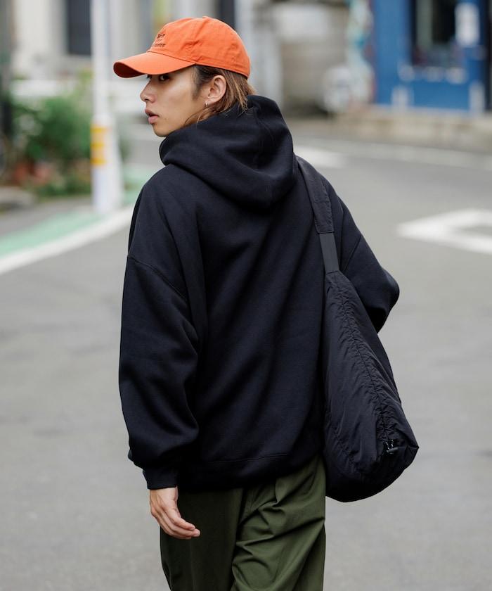 寬鬆版型 單點標誌套頭連帽衛衣/下襬抽繩/加絨內裡