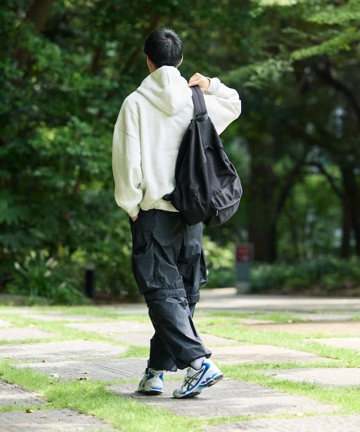 寬鬆版型 單點標誌套頭連帽衛衣/下襬抽繩/加絨內裡