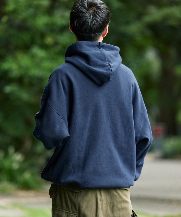 寬鬆版型 單點標誌套頭連帽衛衣/下襬抽繩/加絨內裡