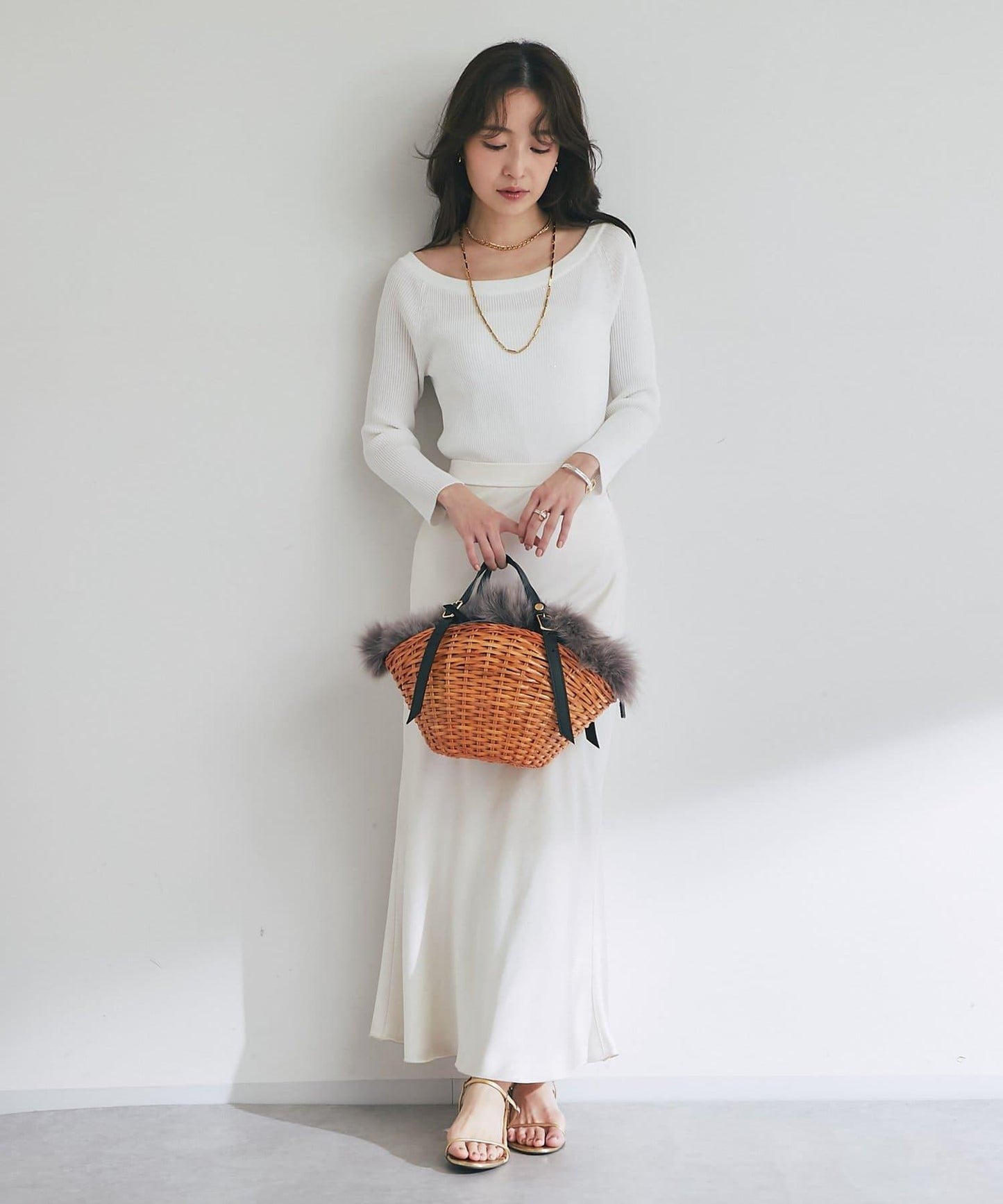 【百搭顯瘦】亮片羅紋一字肩八分袖針織衫