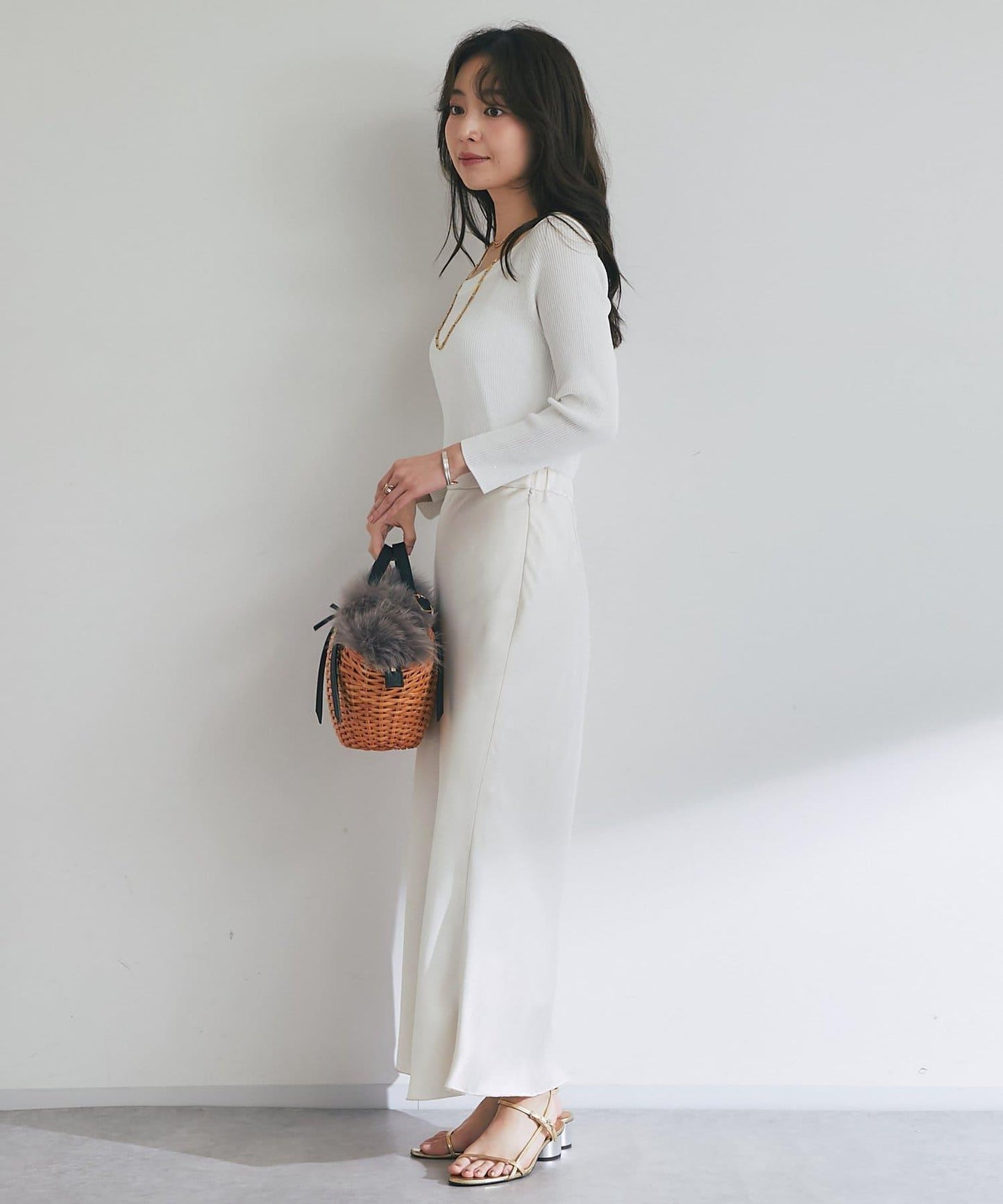 【百搭顯瘦】亮片羅紋一字肩八分袖針織衫