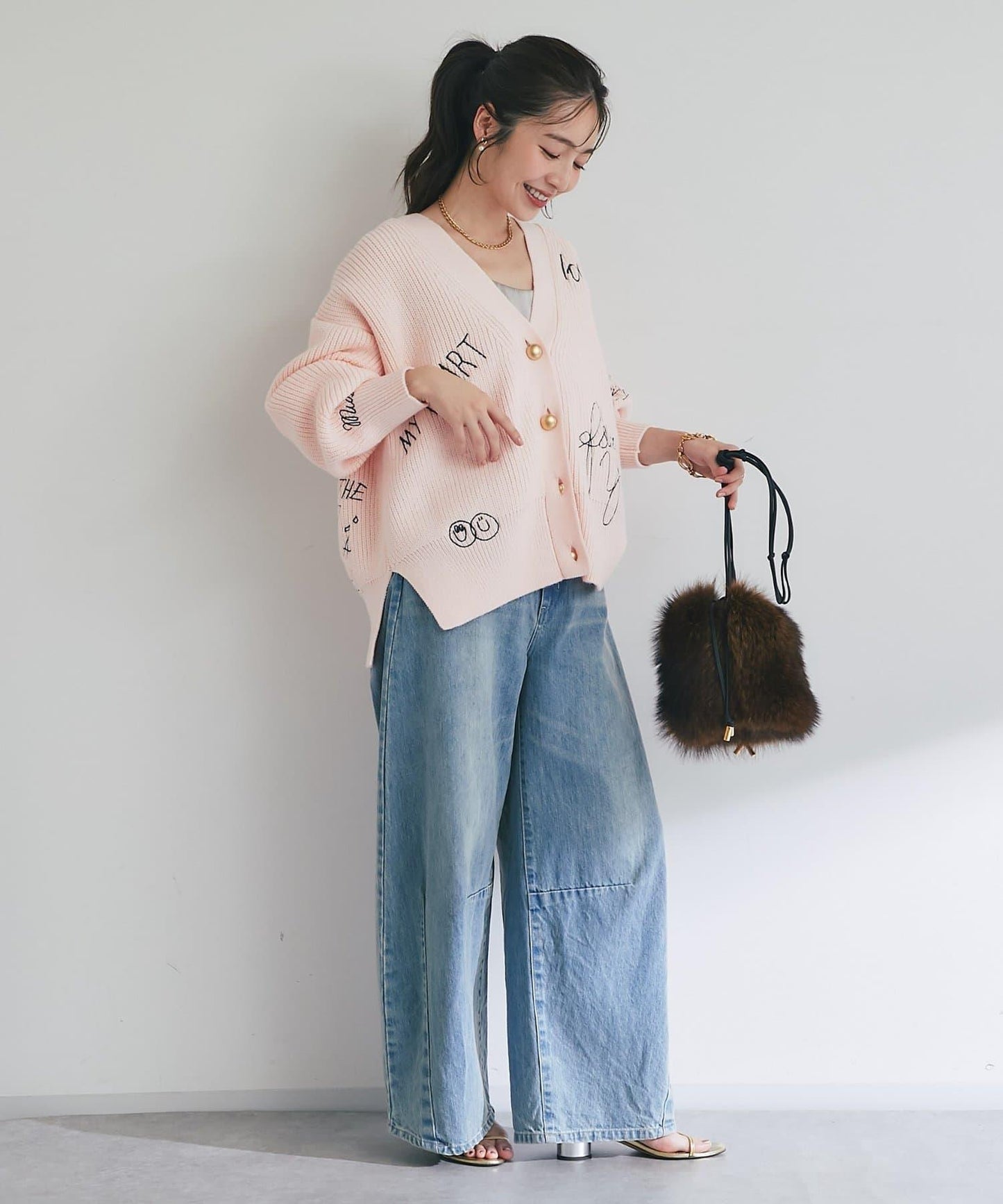 【大人玩趣】手寫風格標誌刺繡單面羅紋開衫