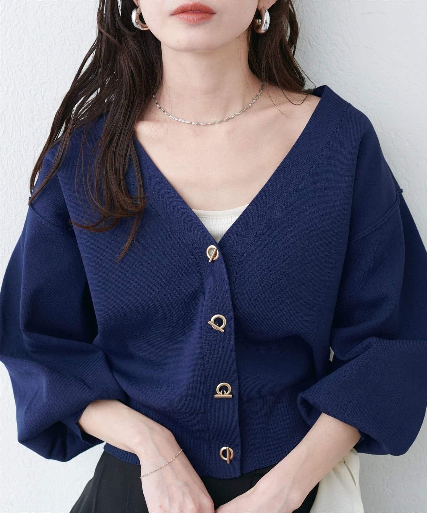 平價金屬孔眼裝飾紐扣開衫