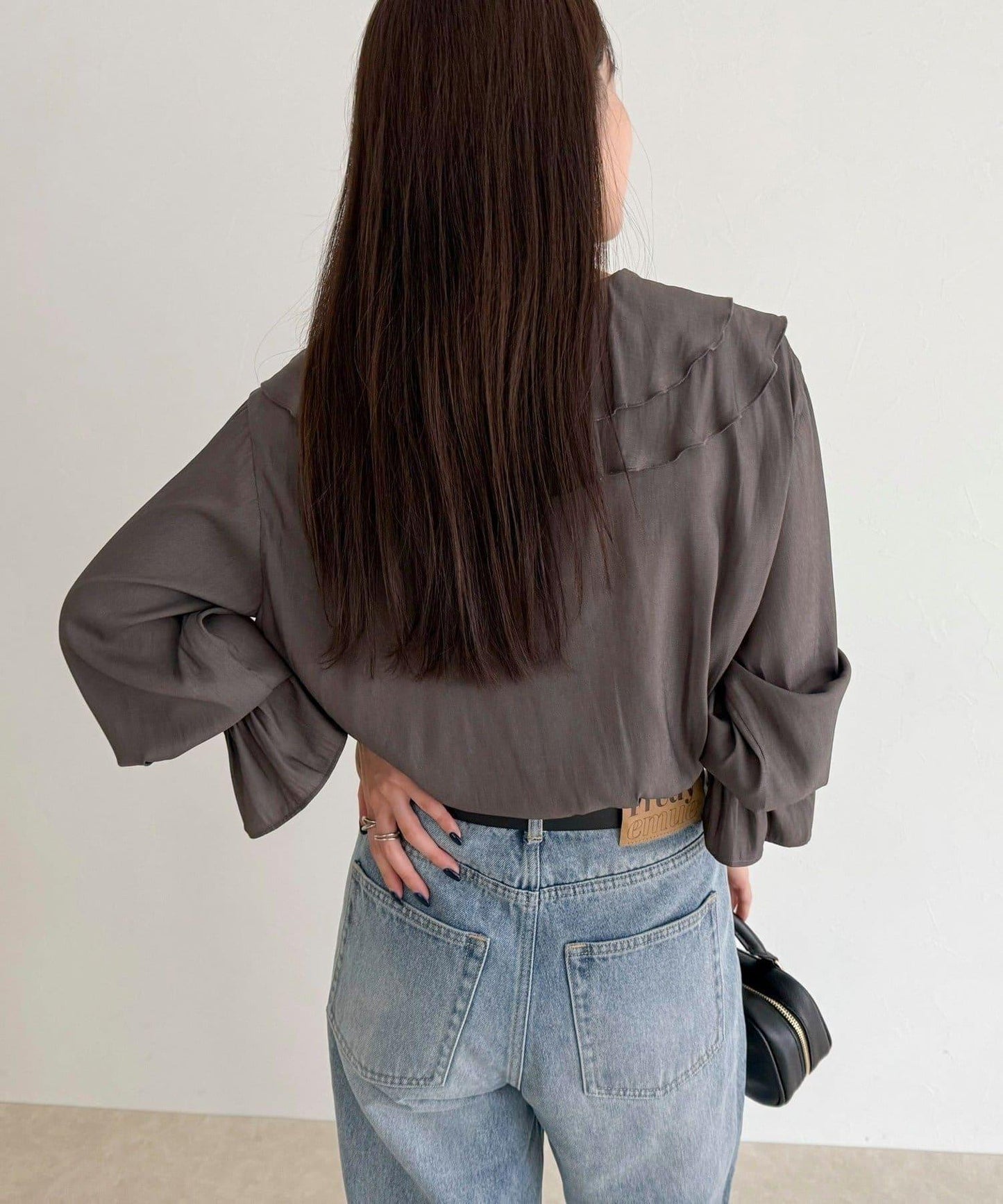 荷葉邊前開扣襯衫