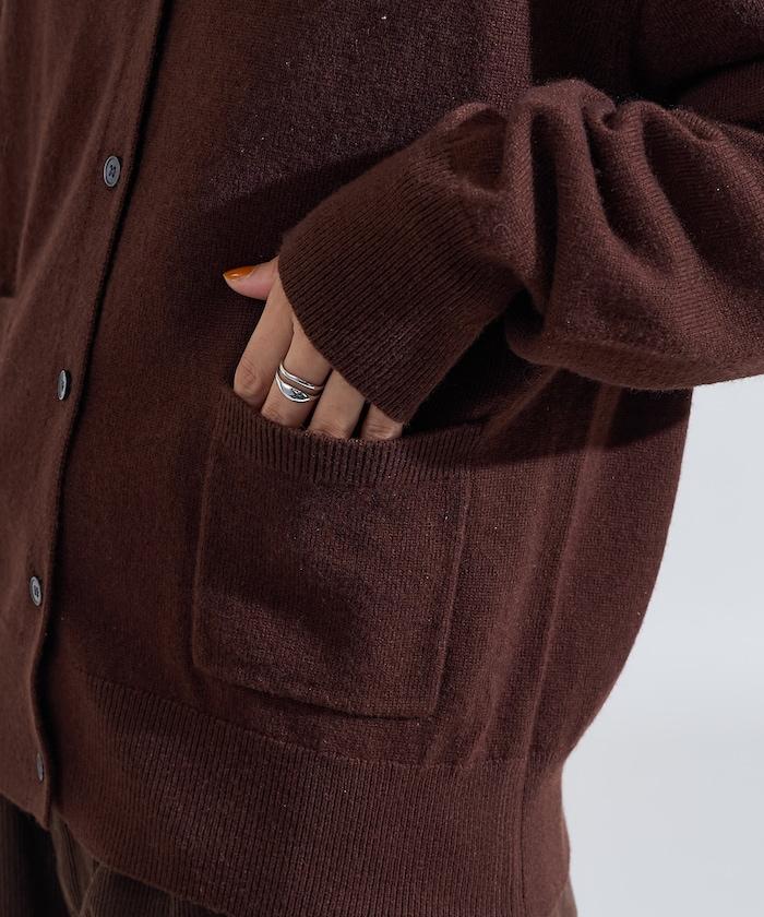 可機洗羊毛混紡翻領針織衫