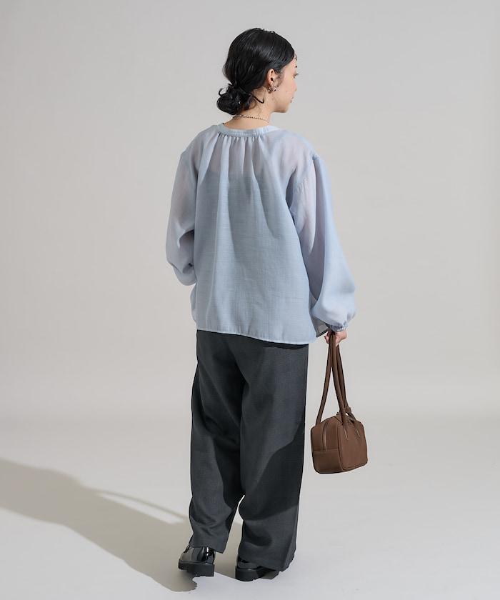 泡芙袖蝴蝶結兩穿襯衫