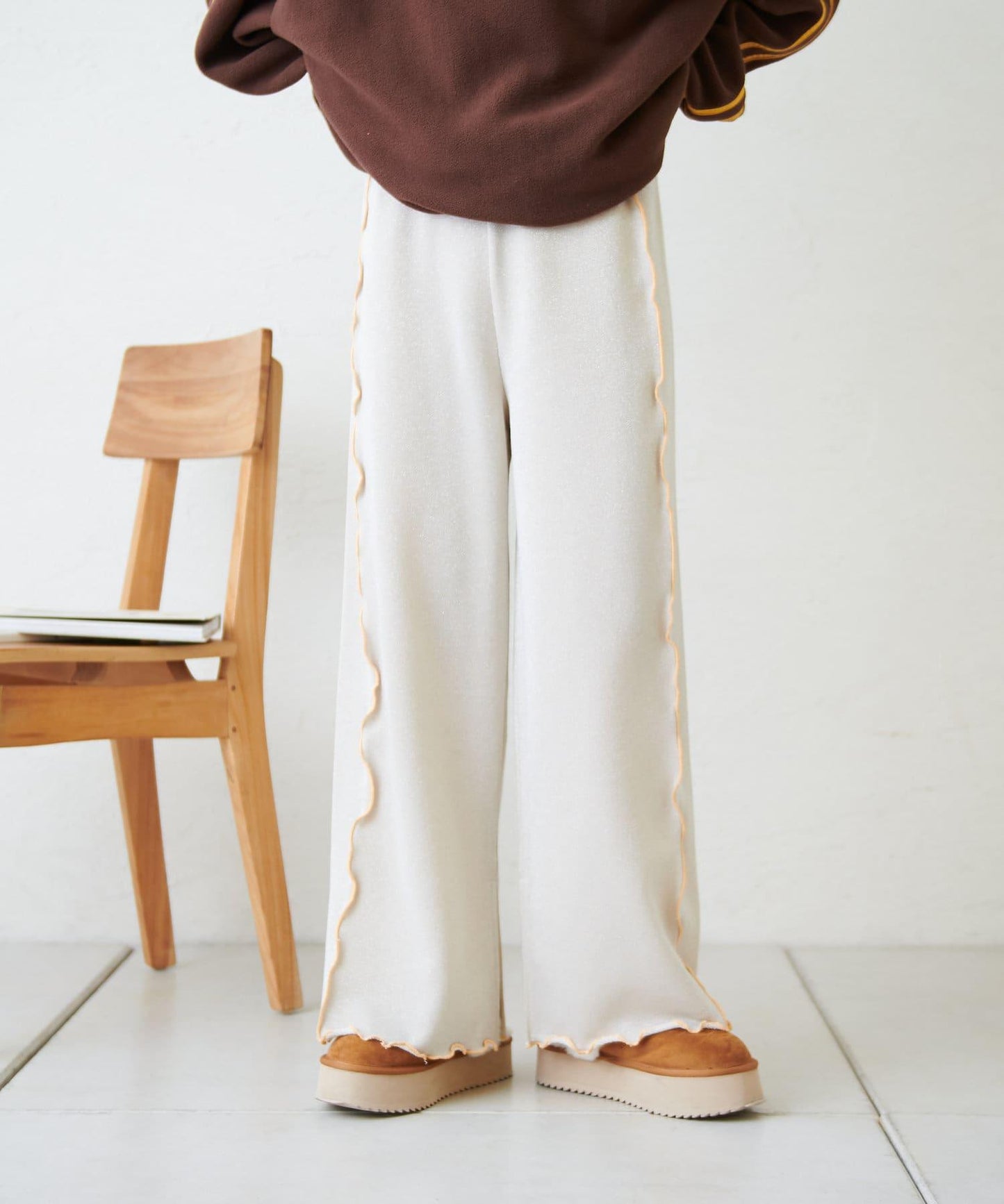 【w closet】荷葉邊亮絲長褲