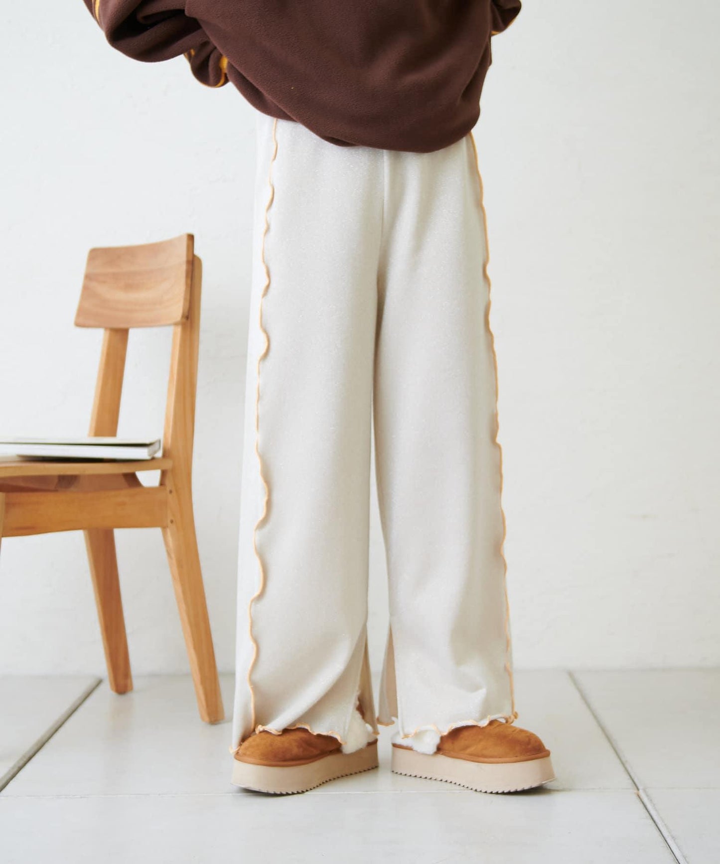 【w closet】荷葉邊亮絲長褲