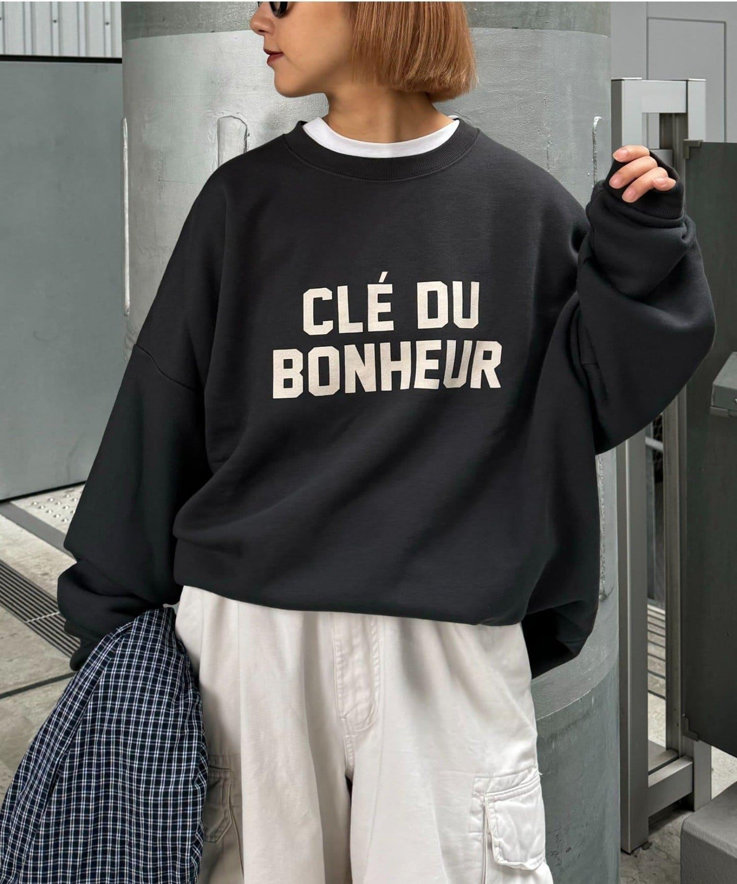 CLE'DU寬鬆版型字母印花衛衣