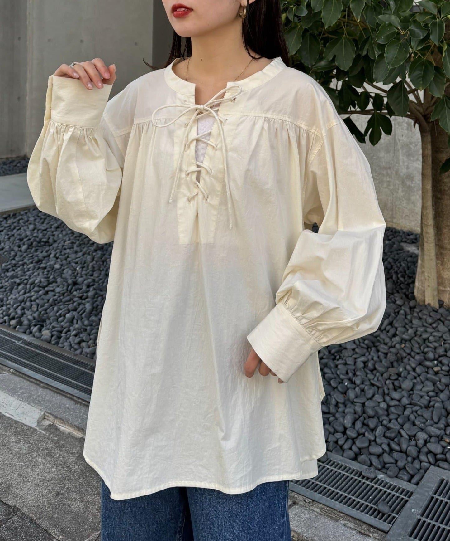 W繫帶收腰長款褶皺襯衫