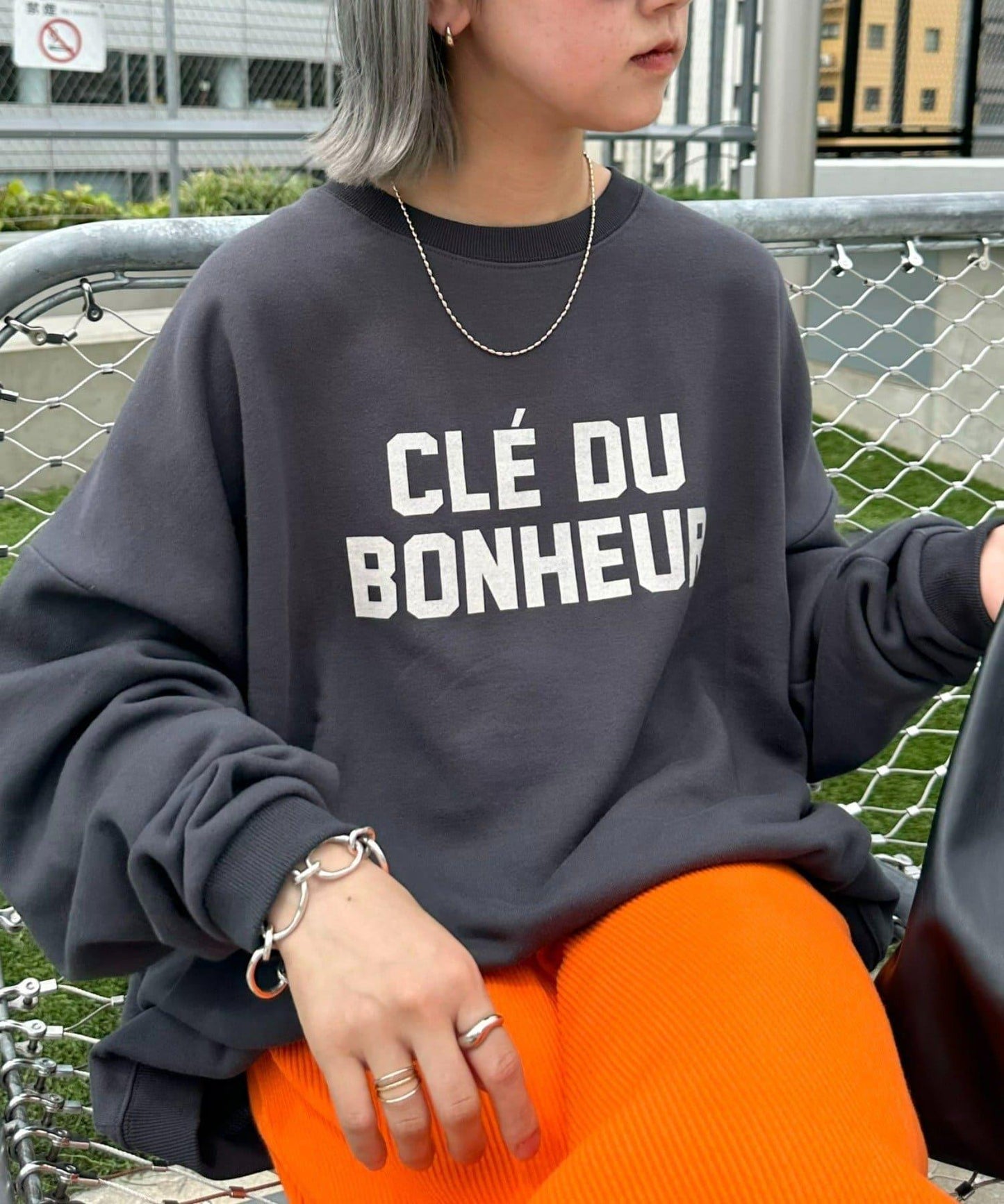 CLE'DU寬鬆版型字母印花衛衣