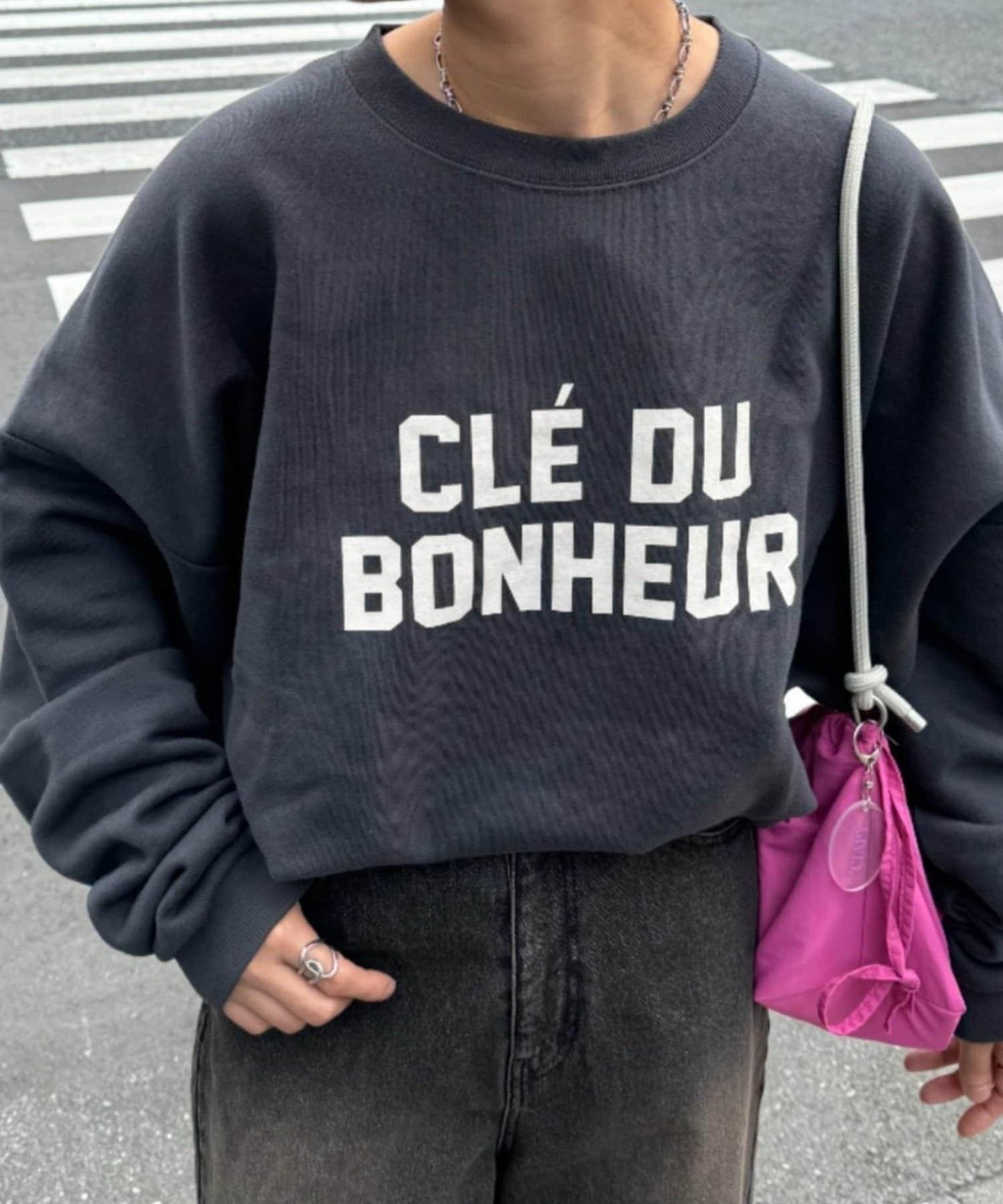 CLE'DU寬鬆版型字母印花衛衣