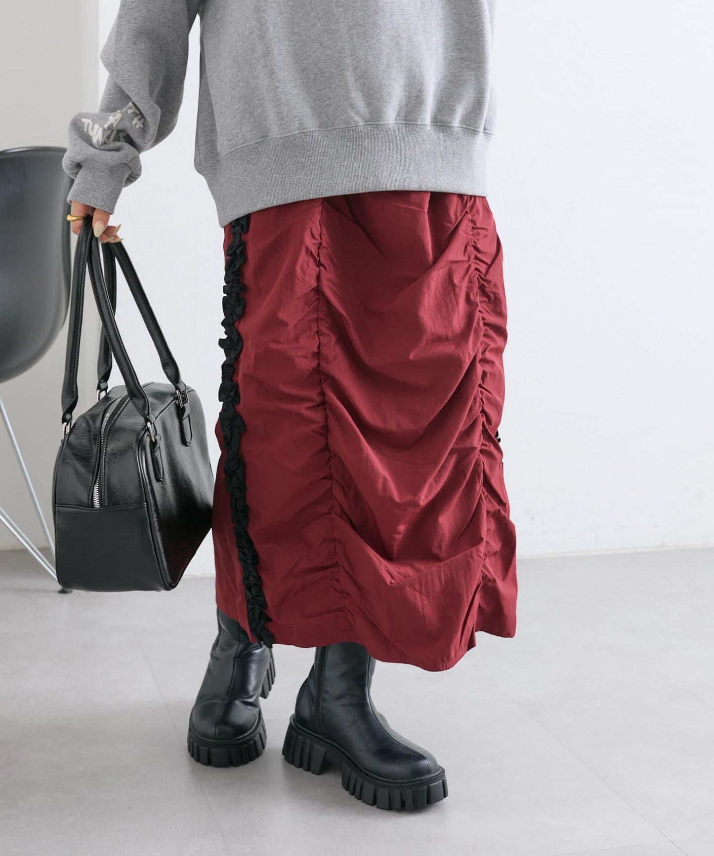 【w closet】側邊條紋荷葉邊半身裙