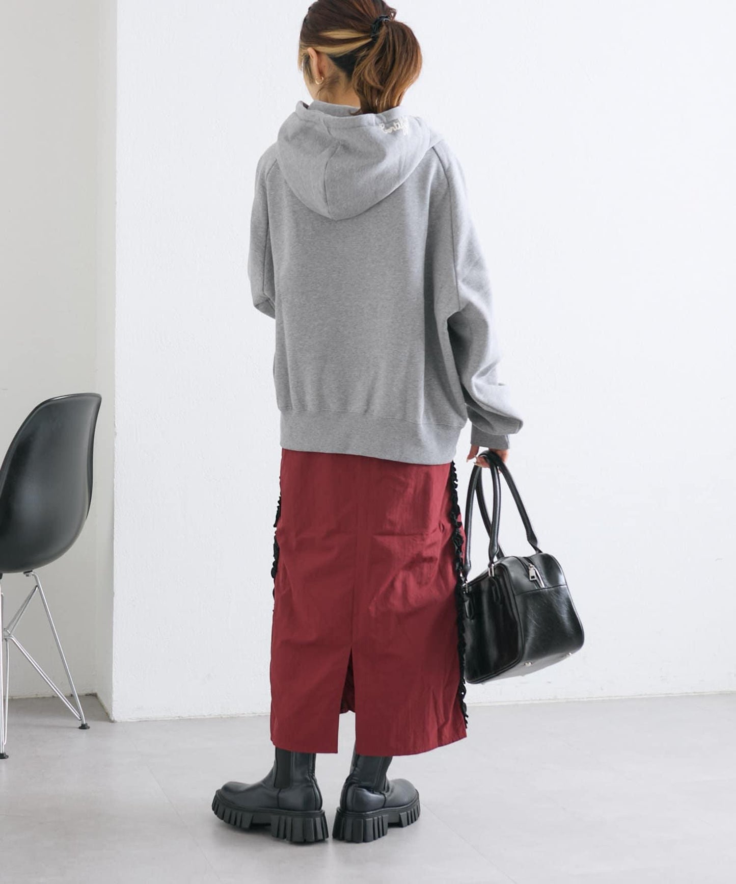 【w closet】側邊條紋荷葉邊半身裙
