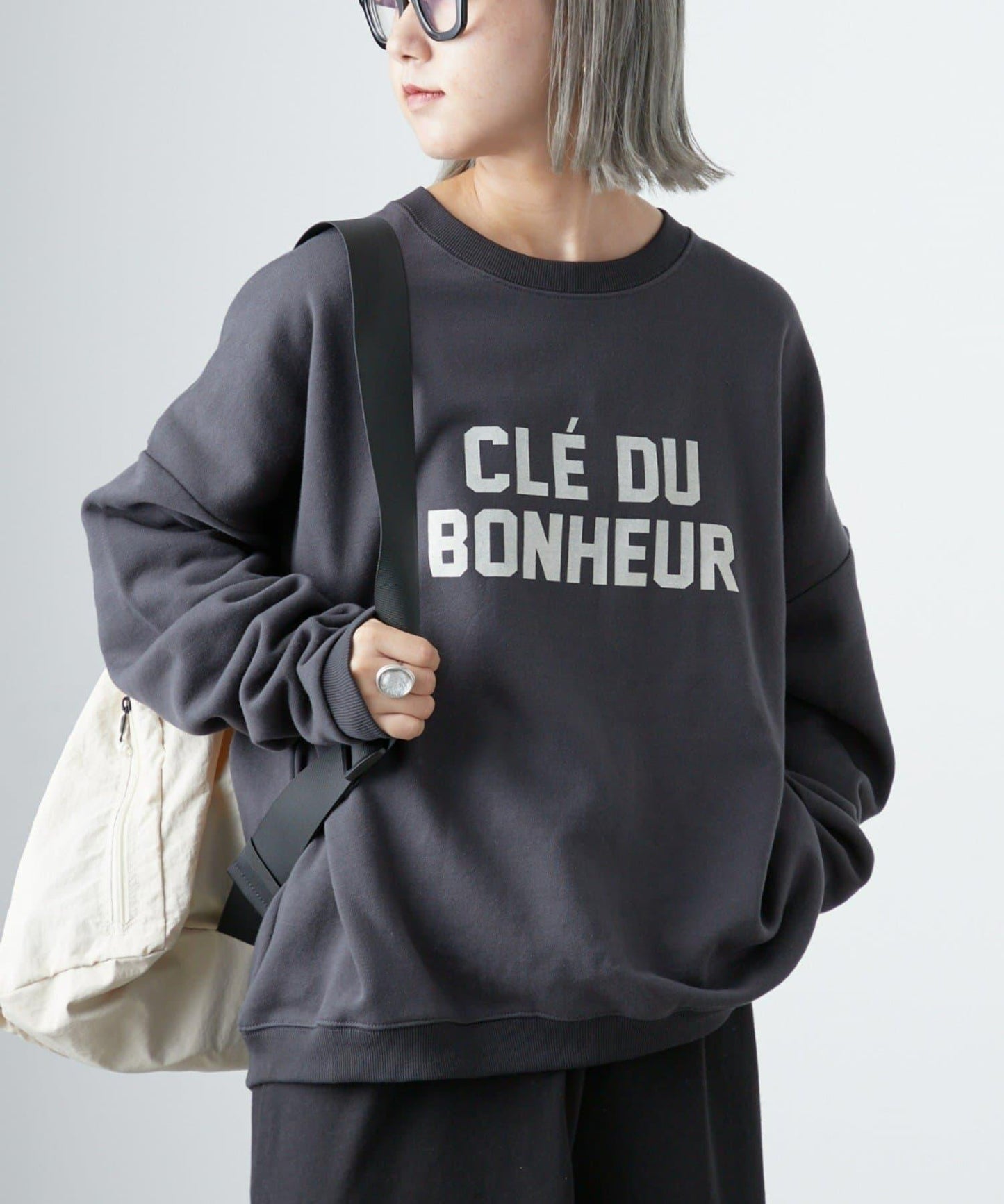 CLE'DU寬鬆版型字母印花衛衣