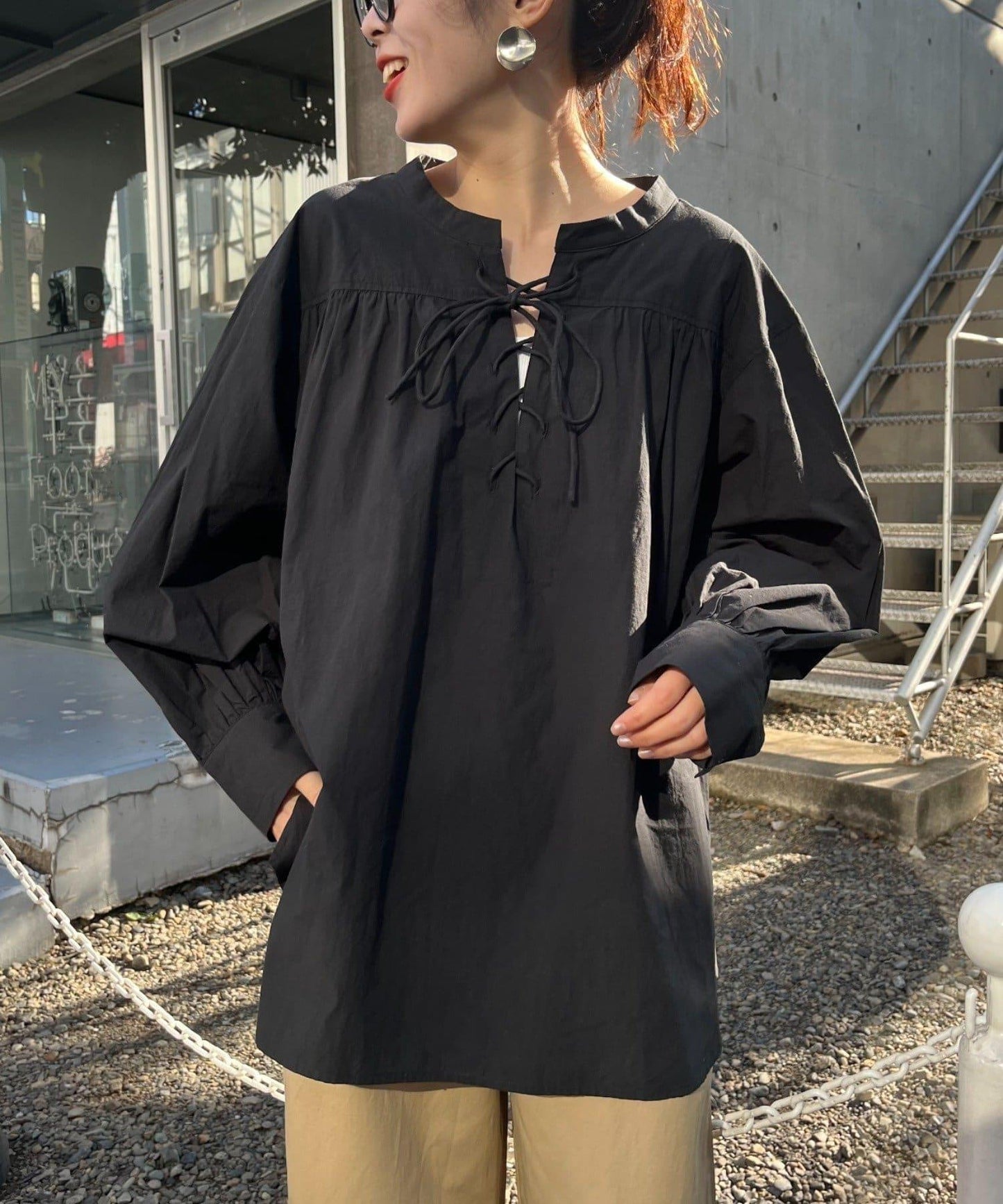 W繫帶收腰長款褶皺襯衫