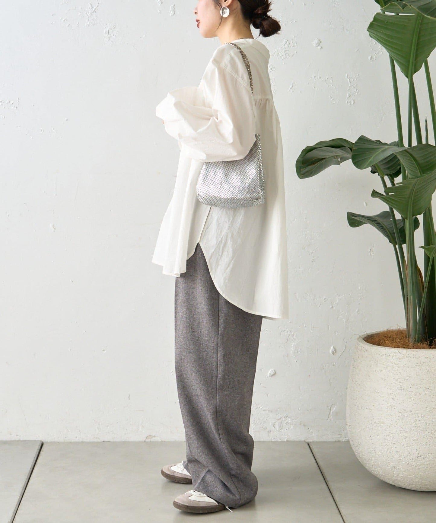 W繫帶收腰長款褶皺襯衫