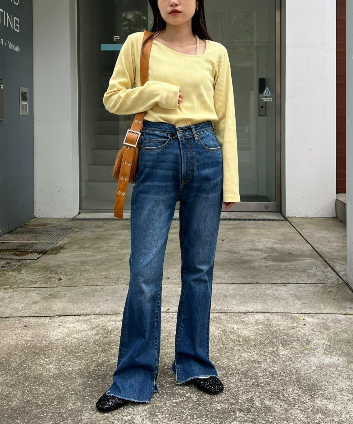 W不對稱領口羅紋長袖T恤