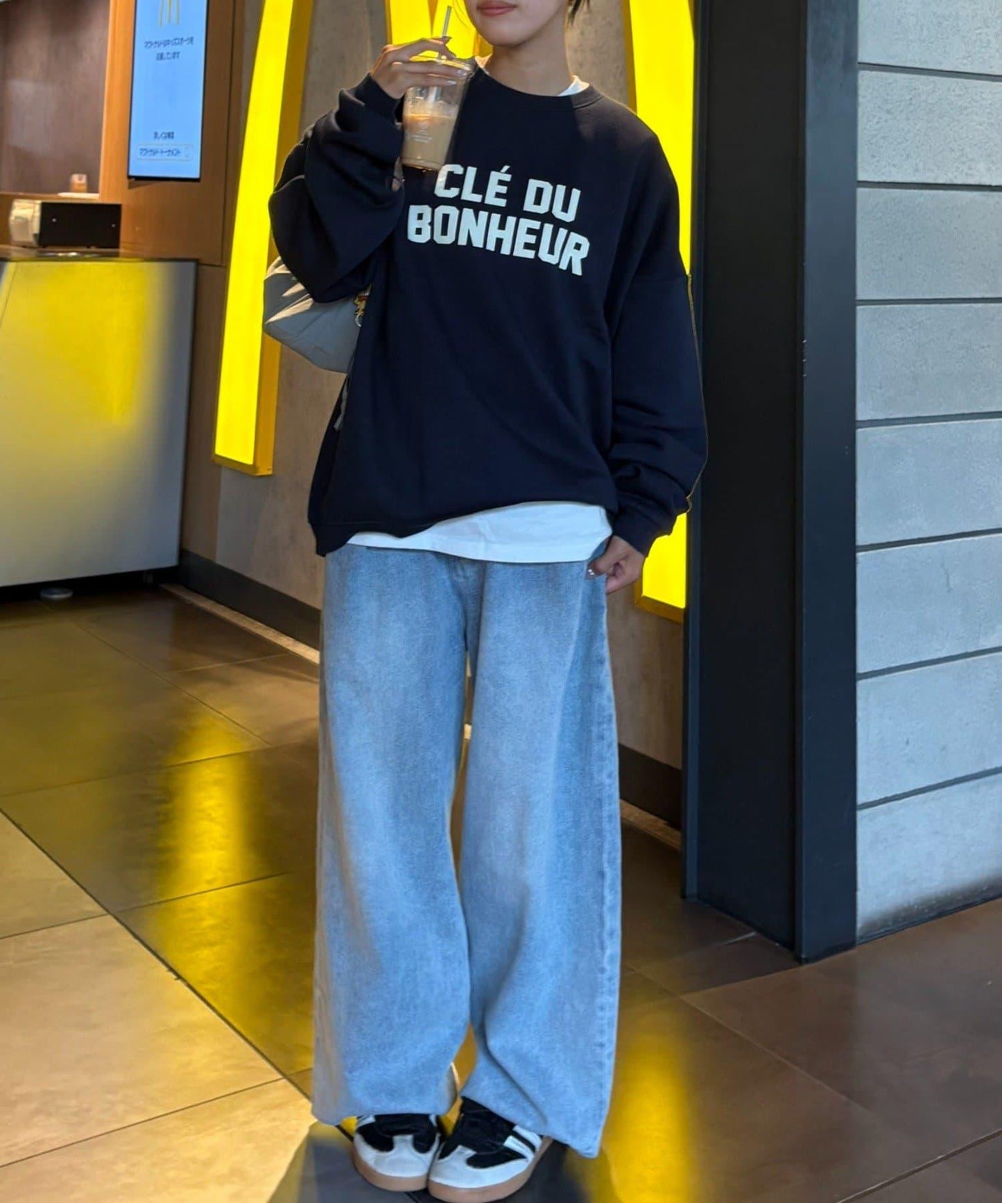 CLE'DU寬鬆版型字母印花衛衣