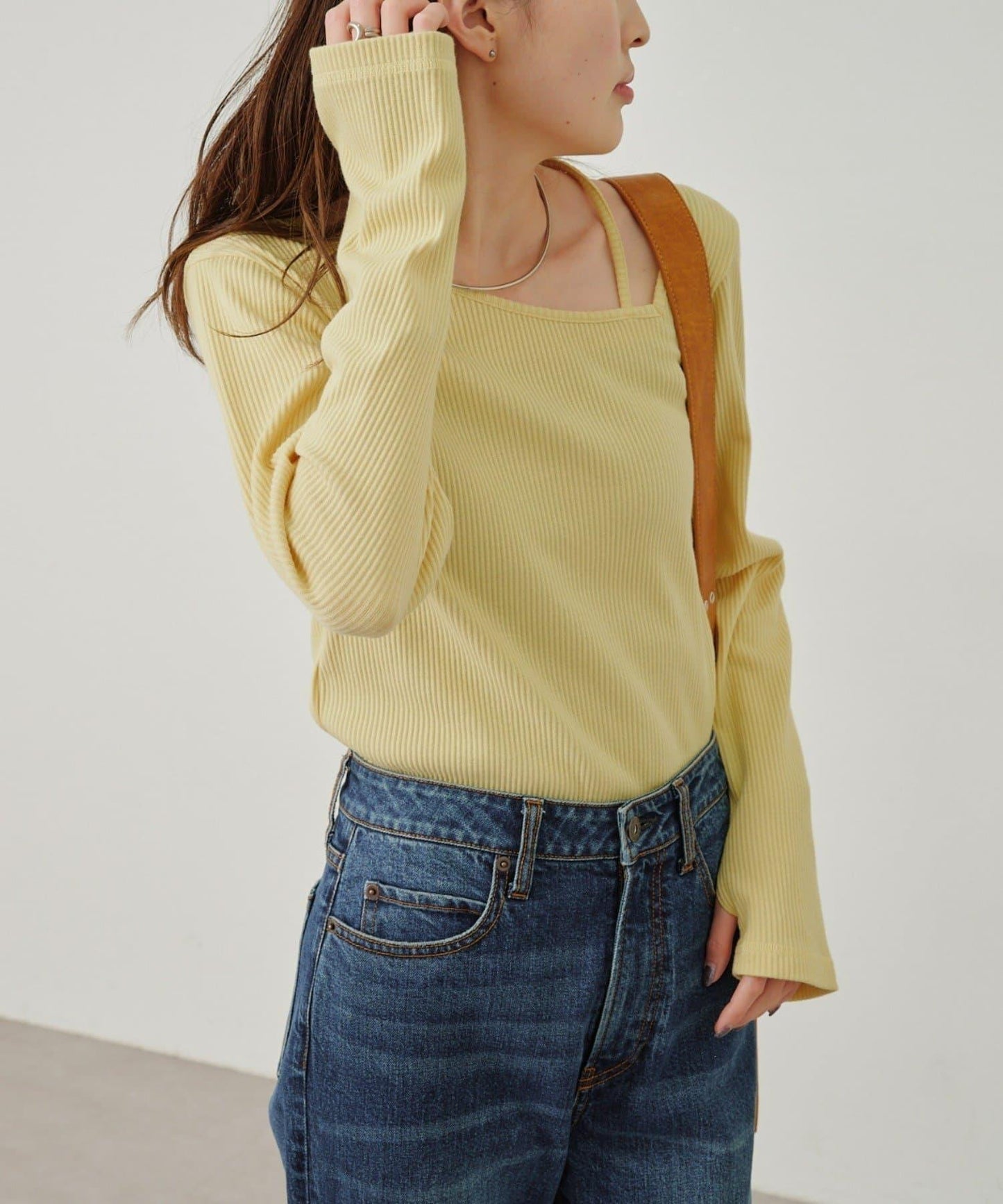 W不對稱領口羅紋長袖T恤