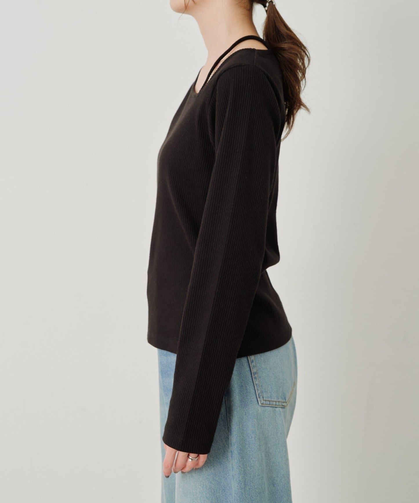 W不對稱領口羅紋長袖T恤