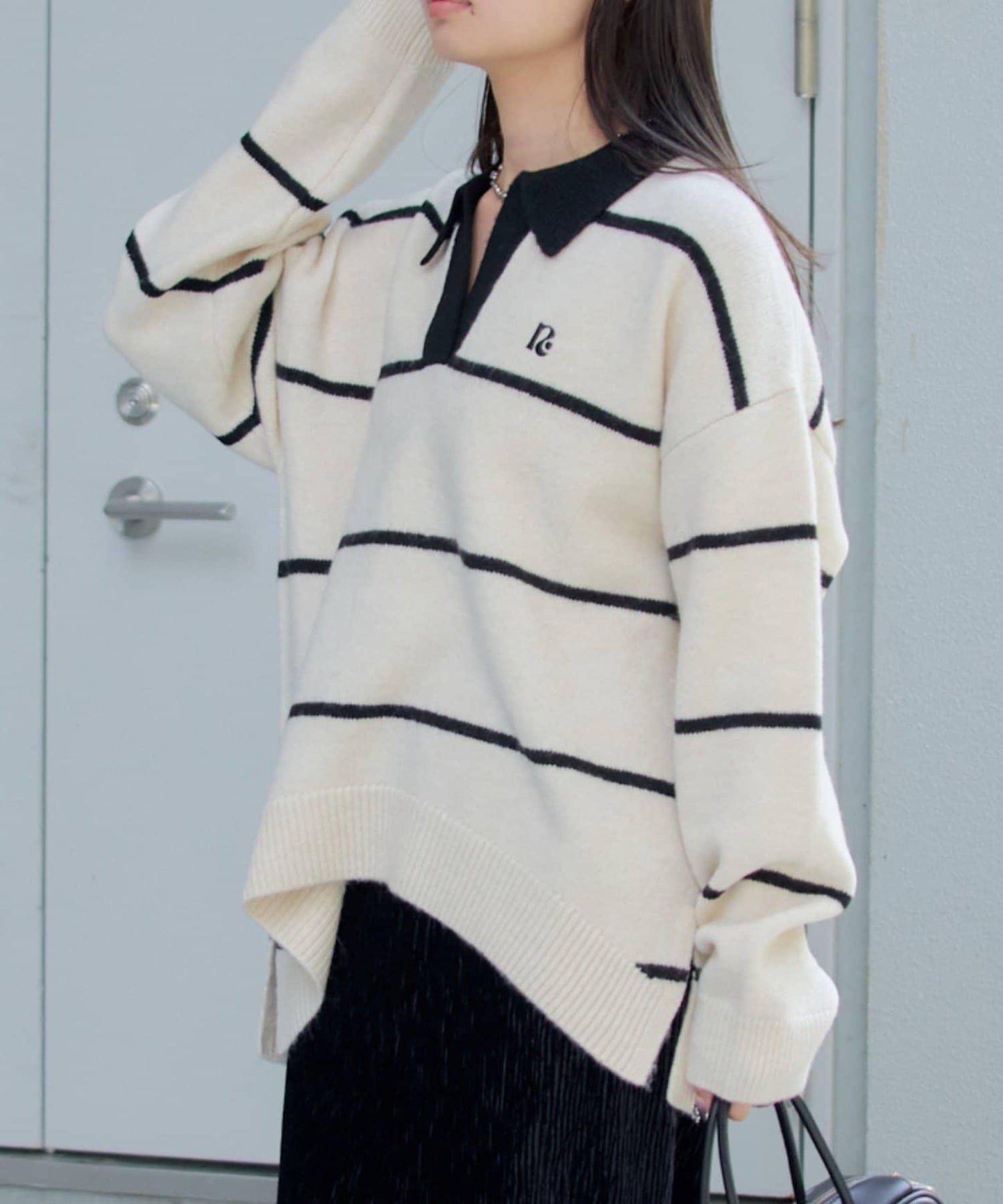 【RAY CASSIN】條紋V領POLO刺繡針織衫 / 翻領針織衫