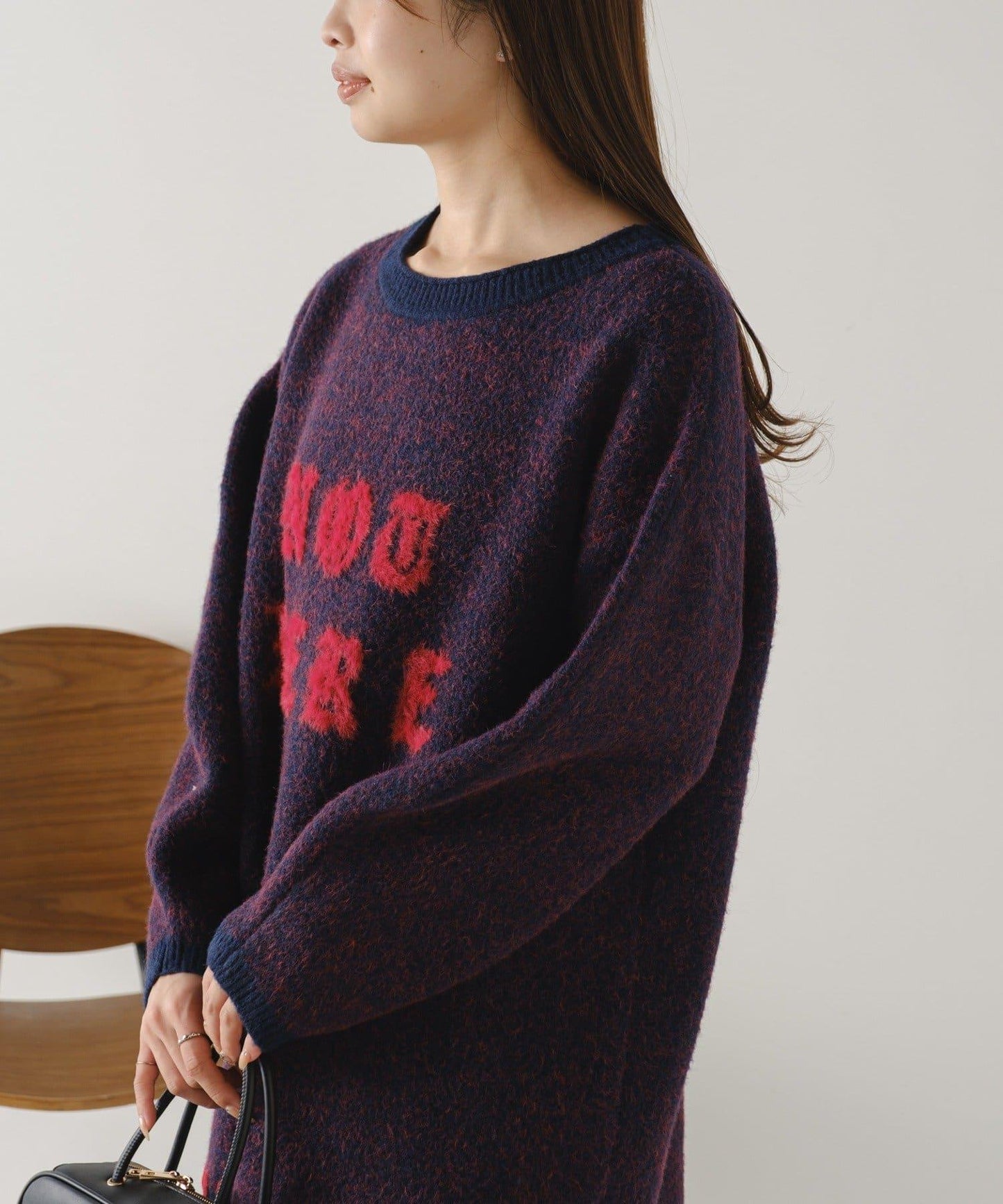 刺繡縫線字母長款上衣
