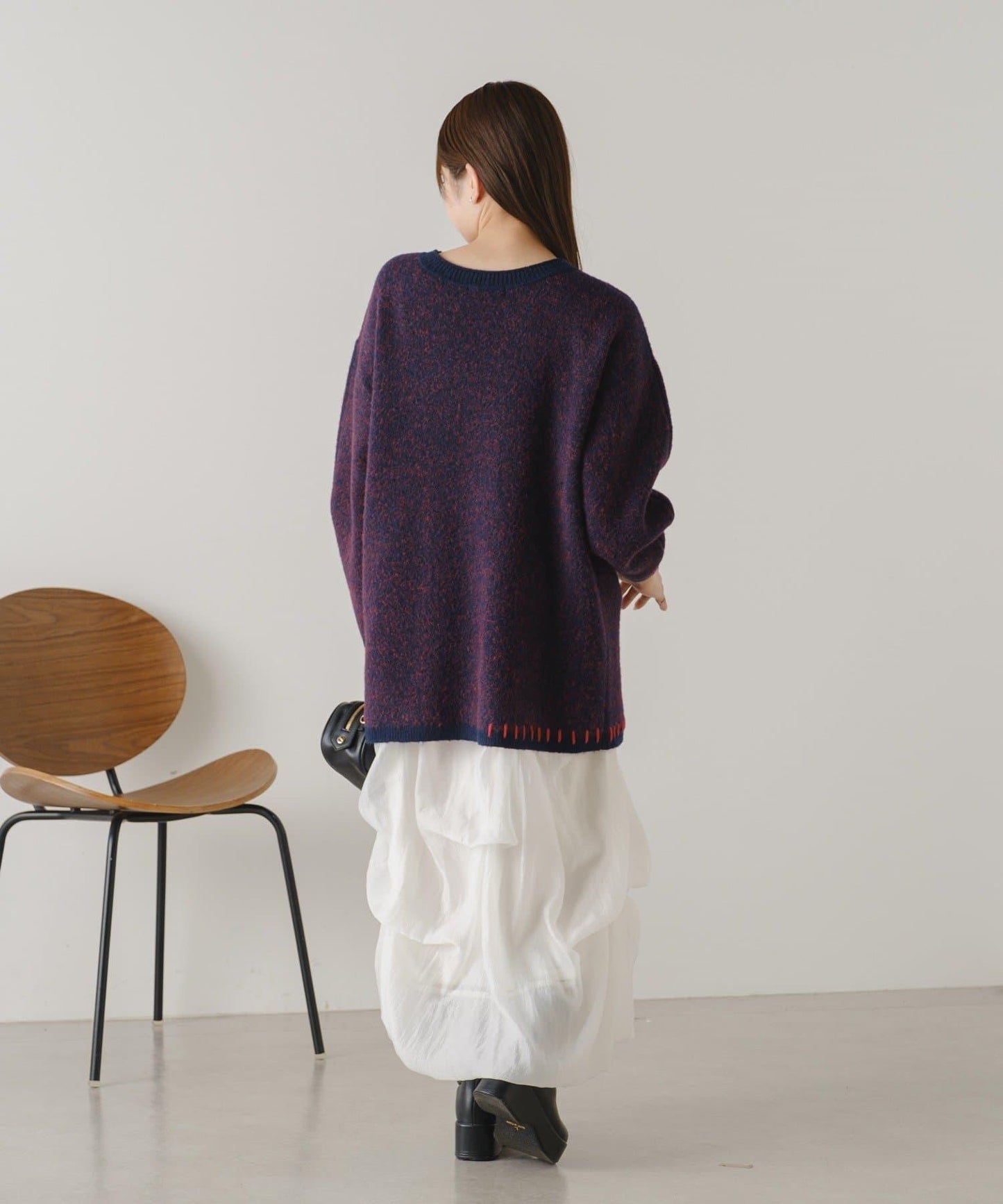 刺繡縫線字母長款上衣