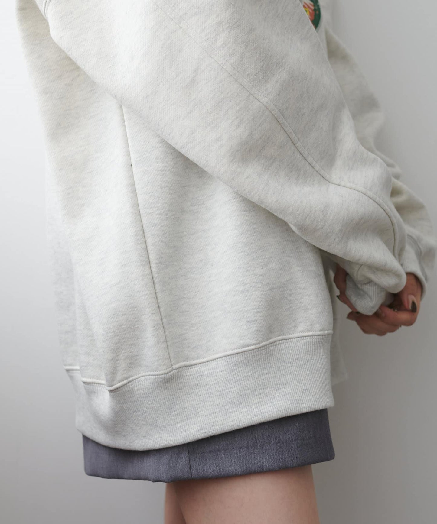 【Discoat】紀念款山脈刺繡衛衣