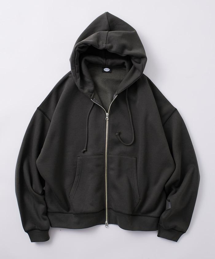 リラックスフィット ジップアップ パーカー 【限定展開】
