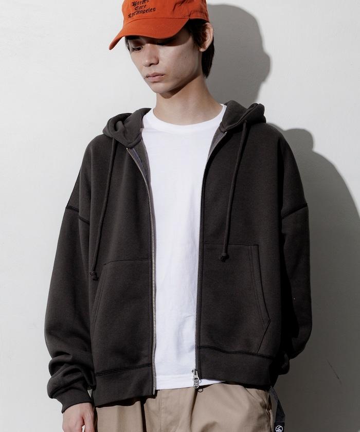 リラックスフィット ジップアップ パーカー 【限定展開】