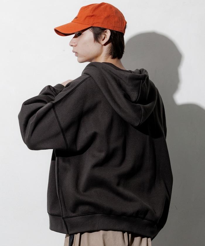 リラックスフィット ジップアップ パーカー 【限定展開】