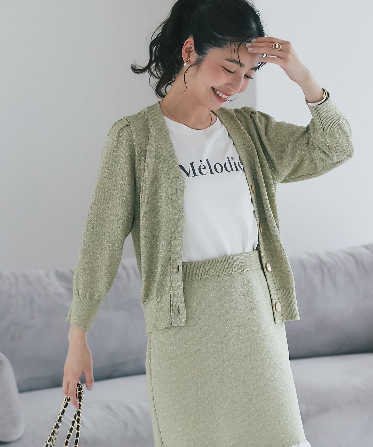 【La boutique BonBon】亮絲V領開衫