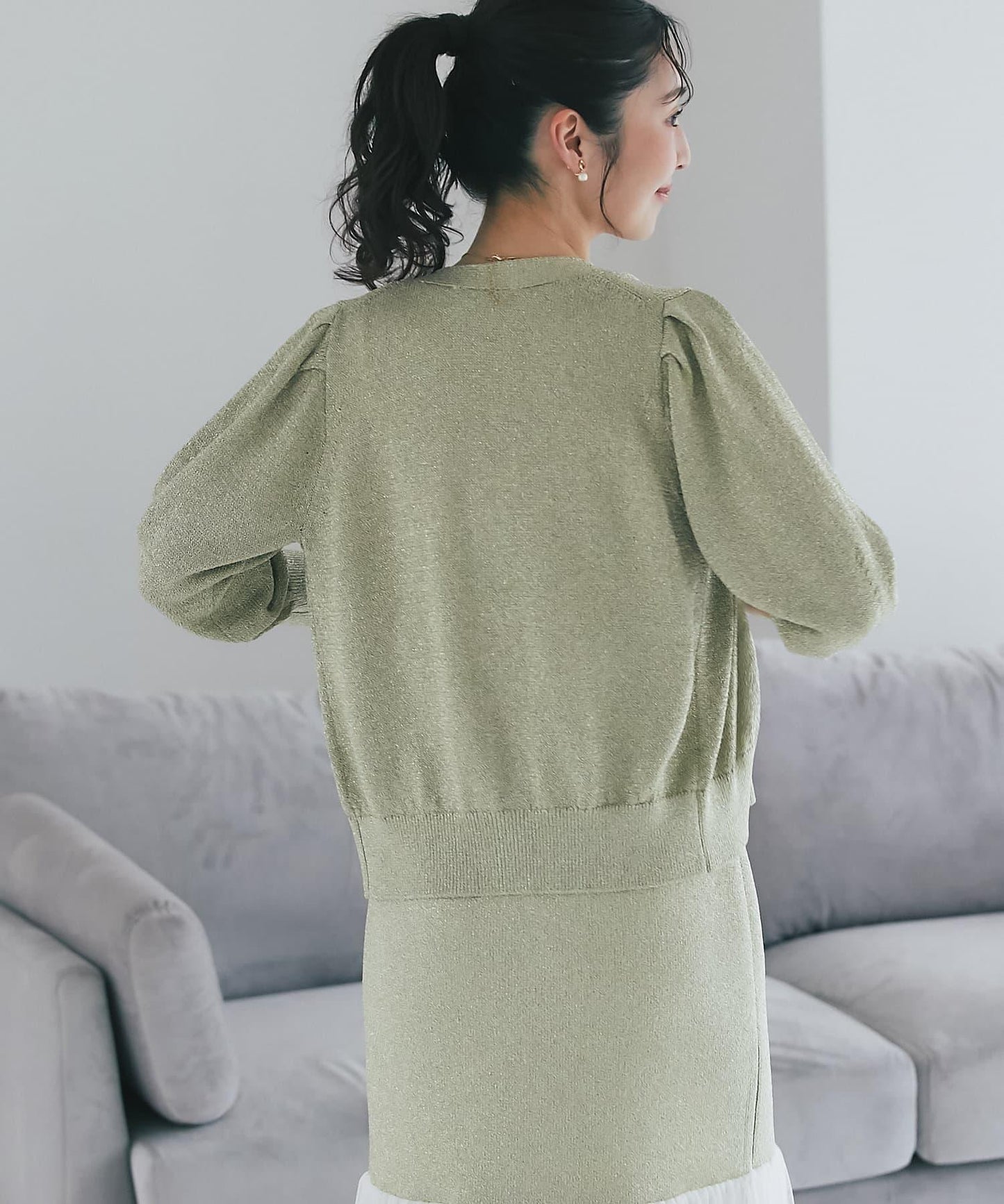 【La boutique BonBon】亮絲V領開衫