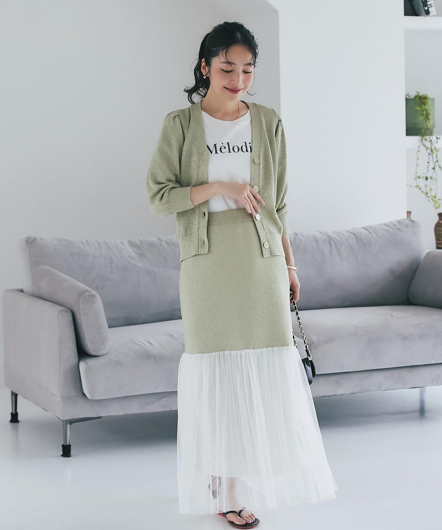 【La boutique BonBon】亮絲V領開衫